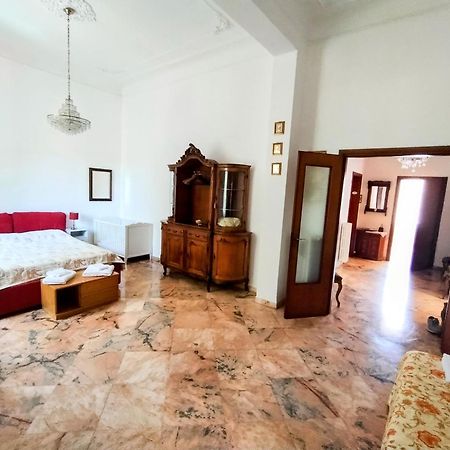Gabry'S Home Three-Bedroom Big Apartment Near City Center & Train Station To Pisa And Florence & Ferries To Sardegna Corsica Livorno Esterno foto