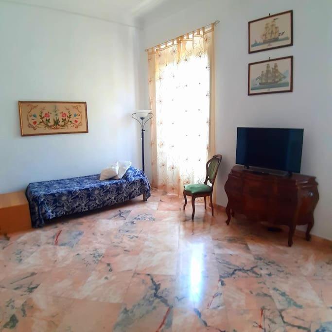 Gabry'S Home Three-Bedroom Big Apartment Near City Center & Train Station To Pisa And Florence & Ferries To Sardegna Corsica Livorno Esterno foto