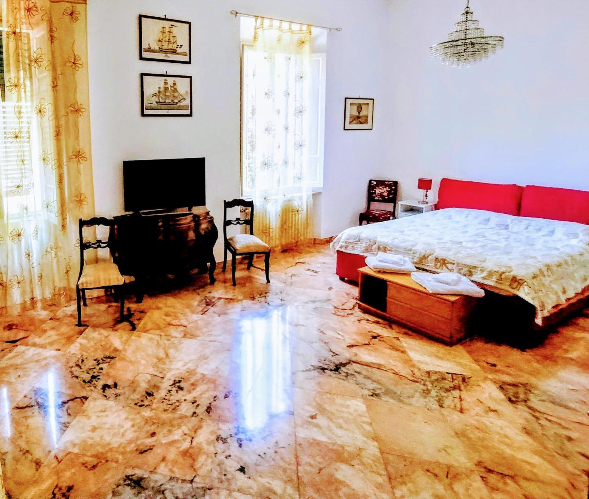 Gabry'S Home Three-Bedroom Big Apartment Near City Center & Train Station To Pisa And Florence & Ferries To Sardegna Corsica Livorno Esterno foto